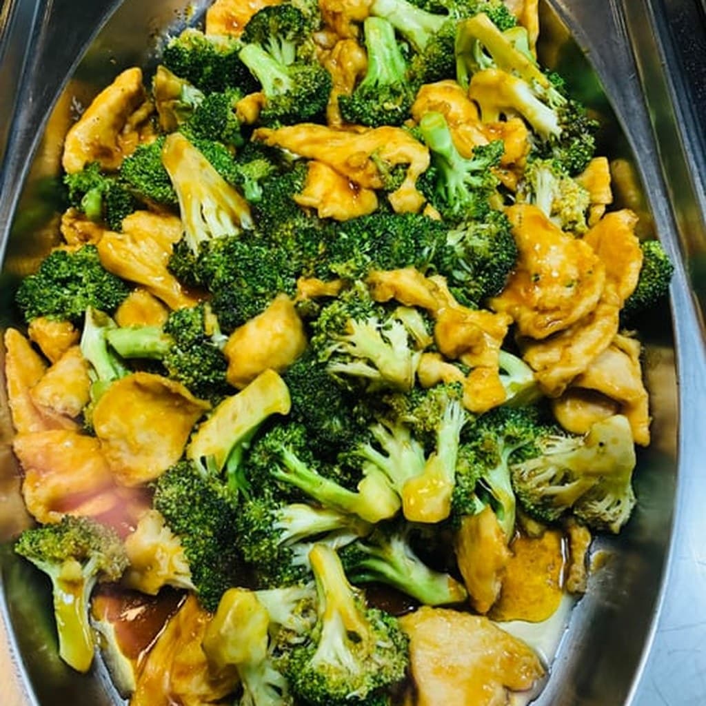 Chicken with Broccoli — LA Downtown Buffet